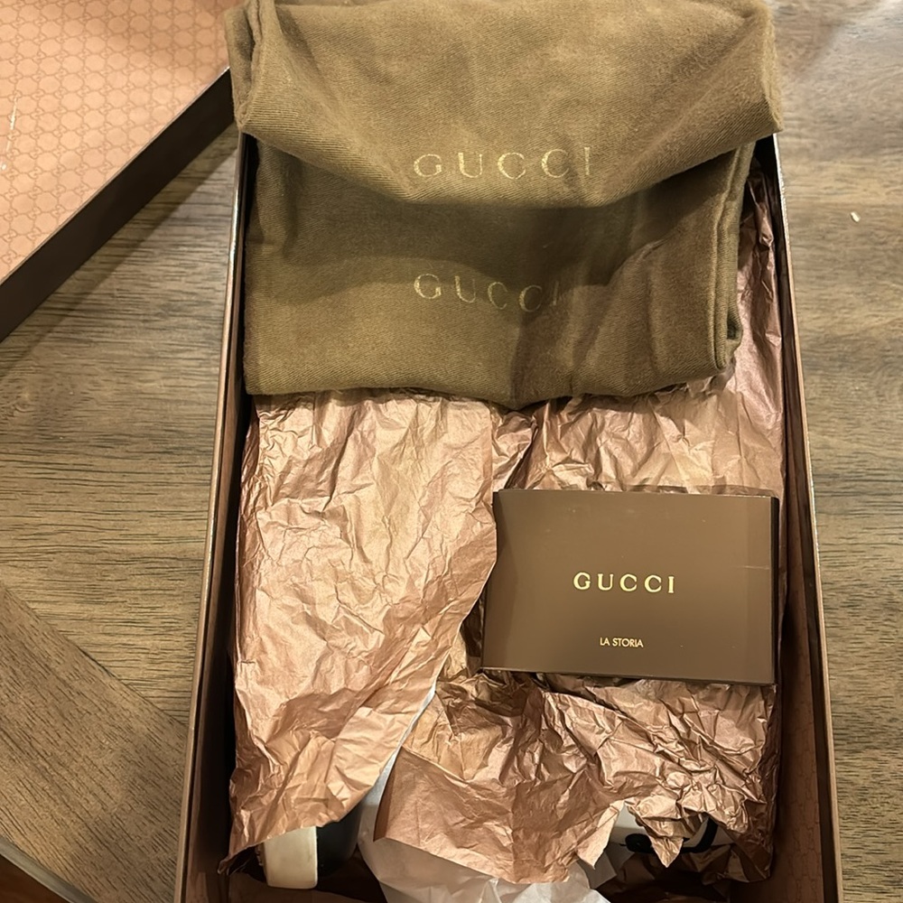 Vintage Gucci sneakers - Picture 9 of 12
